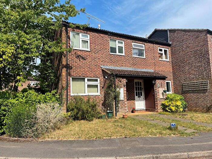 2 Bedroom End Of Terrace House For Sale In Swallow Close, Godalming, Surrey, GU8