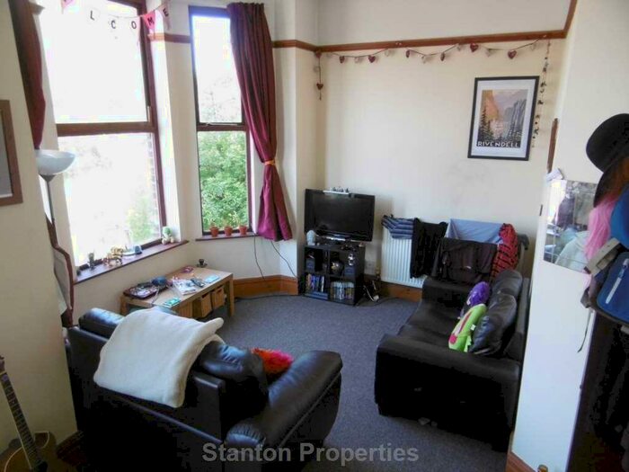 1 Bedroom Apartment To Rent In Wellington Road, Fallowfield, M14