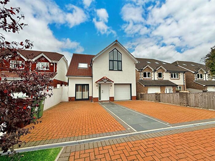 3 Bedroom Detached House For Sale In Elburton, Plymouth, PL9