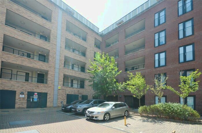 2 Bedroom Apartment To Rent In Maxwell Road, Romford, RM7
