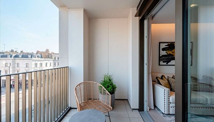 2 Bedroom Flat To Rent In Edgware Road, London, W2