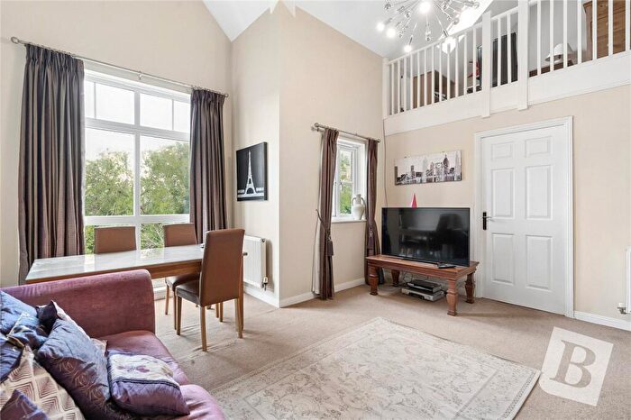 3 Bedroom Apartment For Sale In Kidman Close, Gidea Park, Romford, RM2