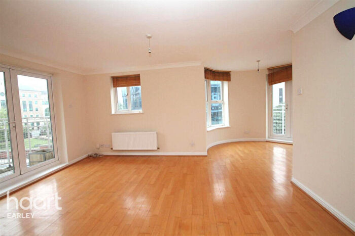 2 Bedroom Apartment To Rent In Grantley Heights, Reading, RG1