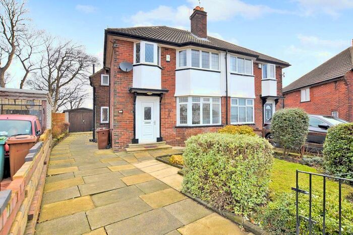 3 Bedroom Semi-Detached House To Rent In Green Hill Drive, Leeds, LS13