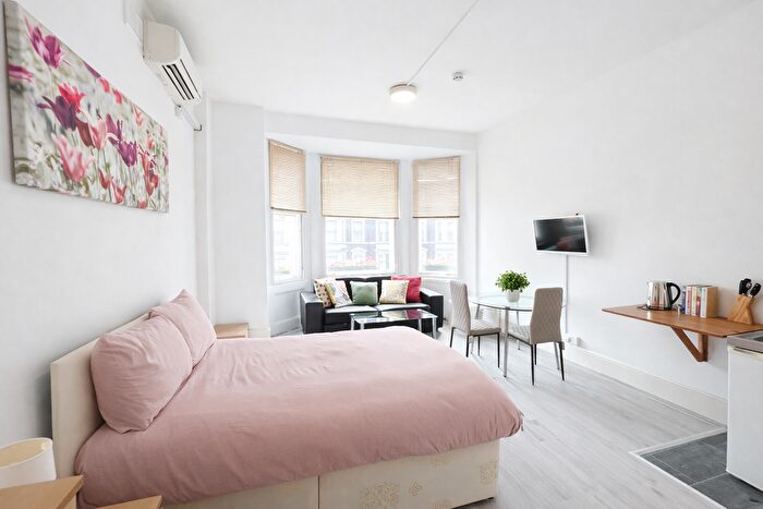 Studio To Rent In Cromwell Road, London, SW7