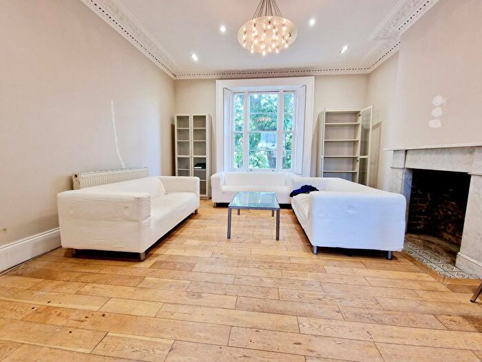 4 Bedroom Flat To Rent In Belsize Road, London, NW6
