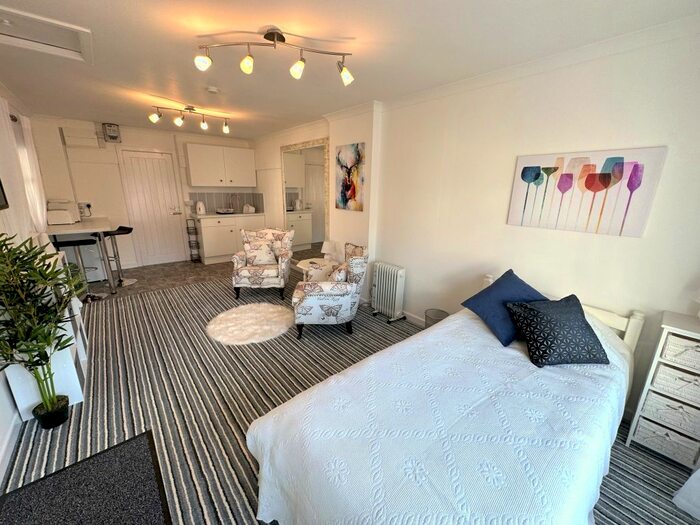 Studio To Rent In Holwell Road, King Stag, Sturminster Newton, DT10