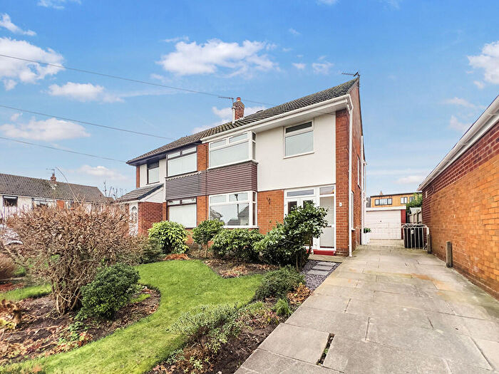 3 Bedroom Semi Detached House To Rent In Maple Avenue, Burscough, L40