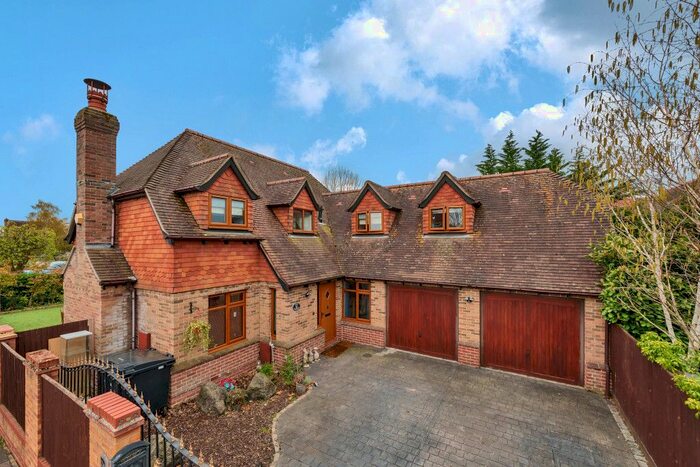 5 Bedroom Detached House To Rent In Century Drive, Spencers Wood, Reading, Berkshire, RG7