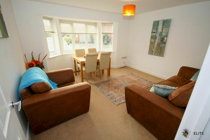 2 Bedroom Flat To Rent In Rennys Lane, Durham, DH1