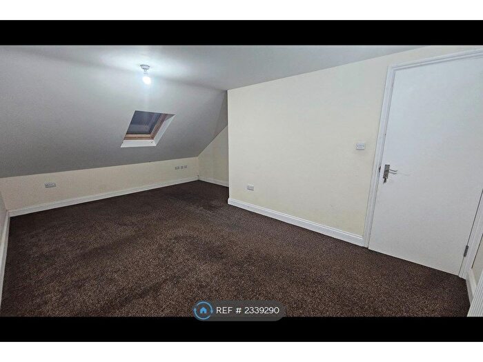 2 Bedroom Flat To Rent In Nine Acres Close, London, E12