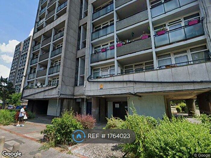 2 Bedroom Flat To Rent In Walters House, London, SE17