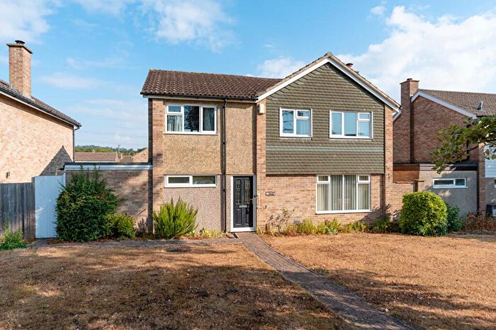 4 Bedroom Detached House For Sale In Eynsham Road, Botley, OX2