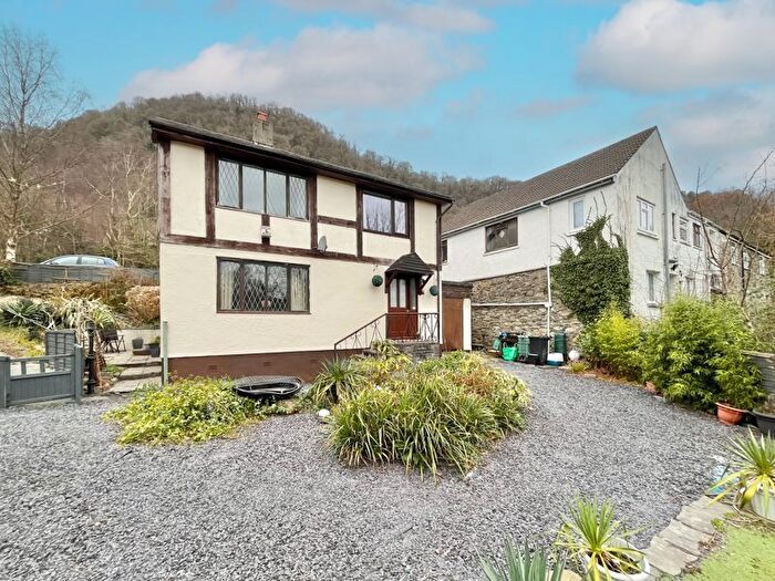 4 Bedroom Detached House For Sale In Bryn Morfa, Dolgarrog, LL32