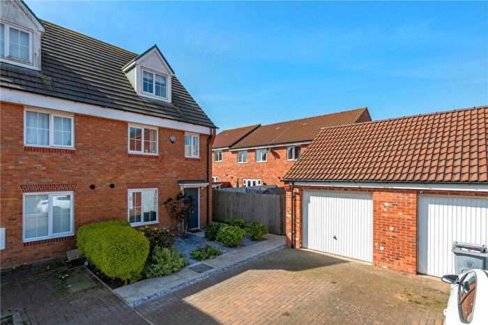 3 Bedroom End Of Terrace House For Sale In Great Leighs, Bourne, PE10