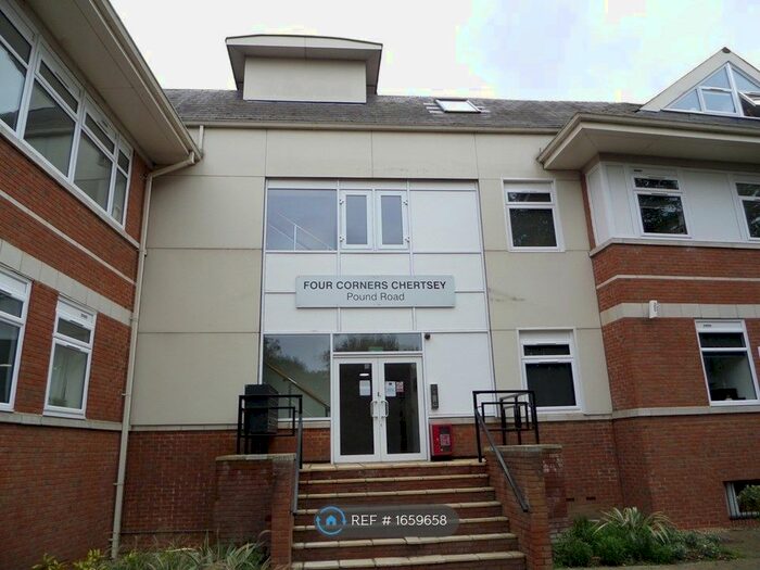 1 Bedroom Flat To Rent In Four Corners Chertsey, Chertsey, KT16