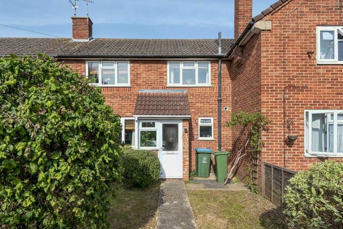 2 Bedroom Terraced House To Rent In Meadowcroft, Aylesbury, HP19