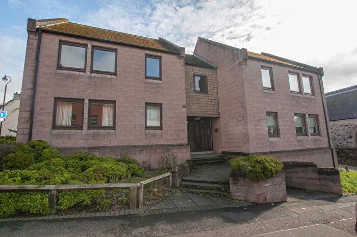 1 Bedroom Flat To Rent In Broad St, Alloa, FK10