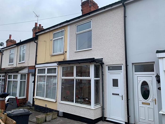 2 Bedroom House To Rent In Chesterfield Avenue, New Whittington, Chesterfield, S43