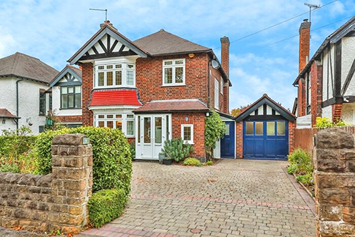4 Bedroom Detached House For Sale In Marlborough Road, Nottingham, NG5