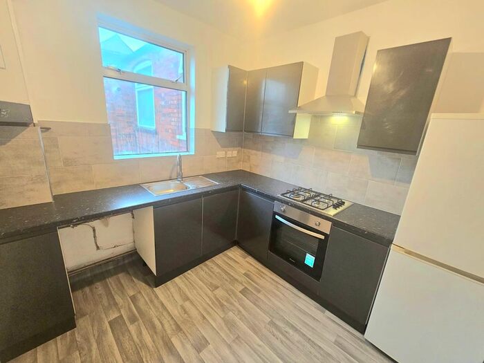 2 Bedroom Flat To Rent In Evington Road, Evington, Leicester, LE2