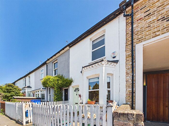 2 Bedroom Terraced House To Rent In Sandycombe Road, Kew, TW9