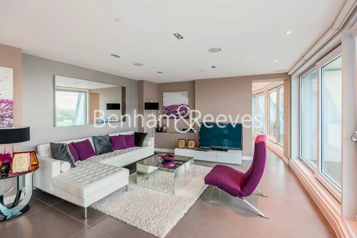 2 Bedroom Flat To Rent In City Road, Old Street, EC1Y