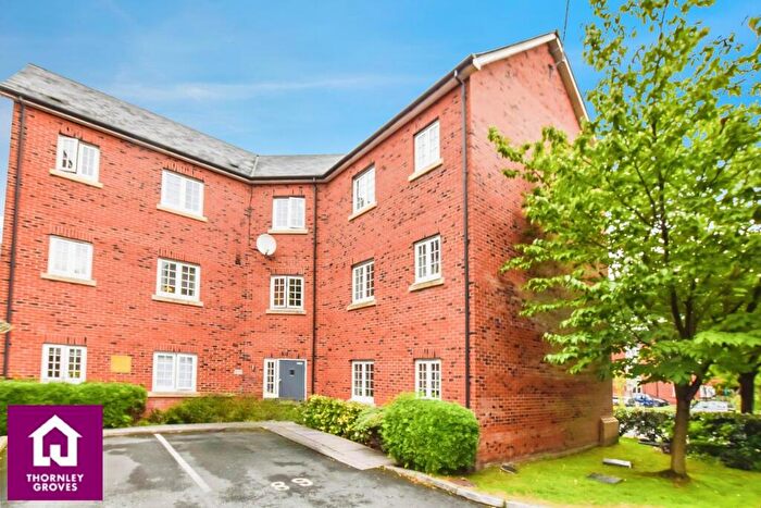 2 Bedroom Flat For Sale In Selside Court, Radcliffe, Manchester, M26