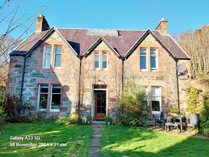 4 Bedroom Detached House To Rent In Milton, Drumnadrochit, Inverness, IV63