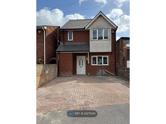 3 Bedroom Detached House To Rent In Sweyn Road, Cliftonville, Margate, CT9