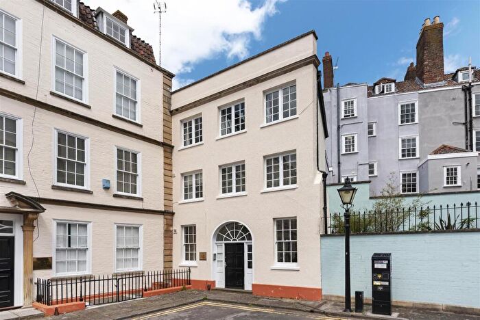1 Bedroom Flat For Sale In Orchard Street, Bristol, BS1