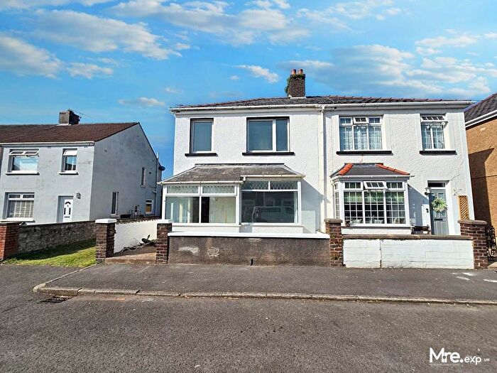 3 Bedroom Detached House To Rent In Herne Street, Briton Ferry, Neath, SA11