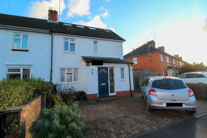 4 Bedroom Semi-Detached House To Rent In Hawthorn Way, Cambridge, CB4