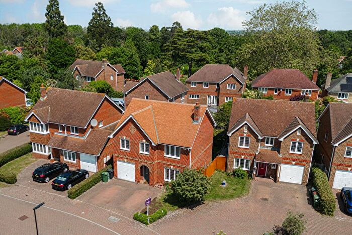 4 Bedroom Detached House For Sale In Nelson Walk, Epsom, KT19