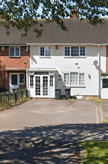3 Bedroom Terraced House To Rent In Shard End Road, Birmingham, B34