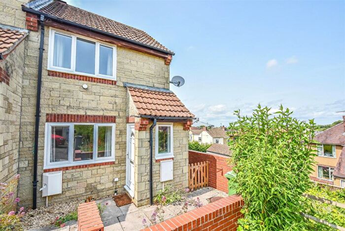 1 Bedroom End Of Terrace House For Sale In Weavers Close, Dursley, GL11