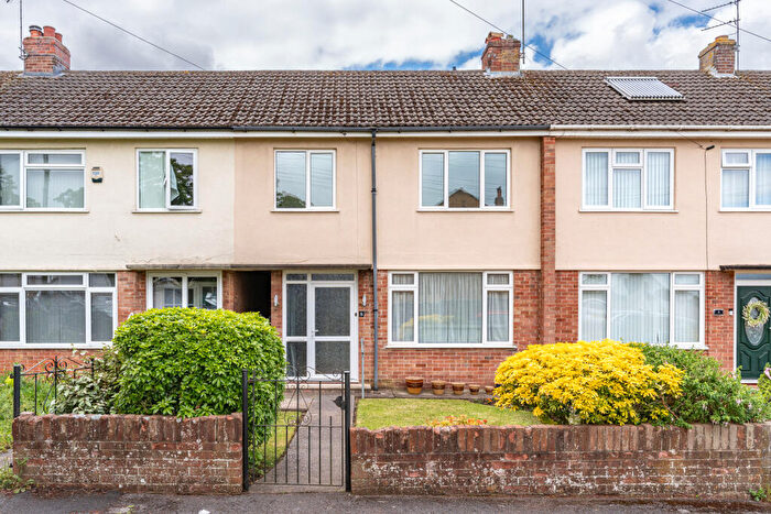 3 Bedroom Terraced House For Sale In Lodge Walk, Downend, Bristol, BS16
