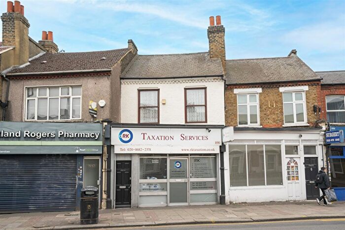 2 Bedroom Land For Sale In Garratt Lane, Tooting, SW17
