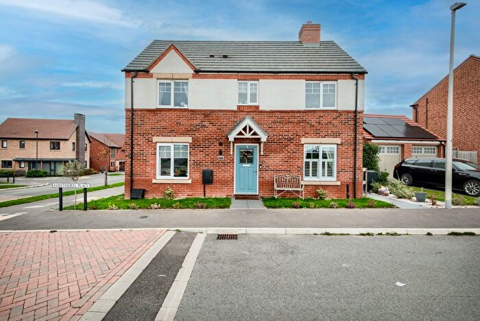 3 Bedroom Detached House For Sale In Hawthorn Place, Stratford-Upon-Avon, Fj, CV37