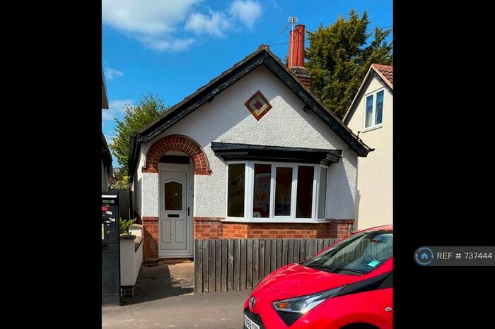 2 Bedroom Bungalow To Rent In Barrow Road, Kenilworth, CV8