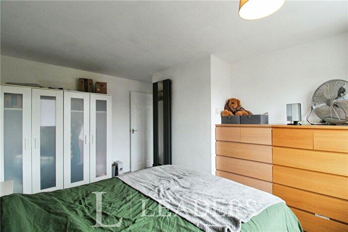3 Bedroom Terraced House For Sale In Skipper Way, Lee-on-the-Solent, Hampshire, PO13
