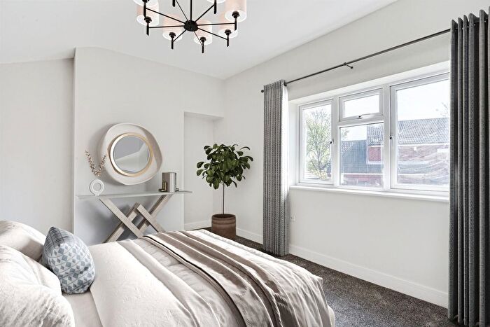 4 Bedroom Detached House For Sale In Wakefield Road, Normanton, WF6