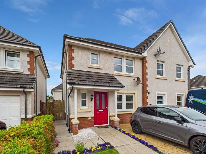 3 Bedroom Semi-Detached House For Sale In Poplar Avenue, Bridge Of Earn, PH2