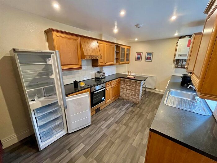 4 Bedroom Private Halls To Rent In Coulston Road, Lancaster, LA1