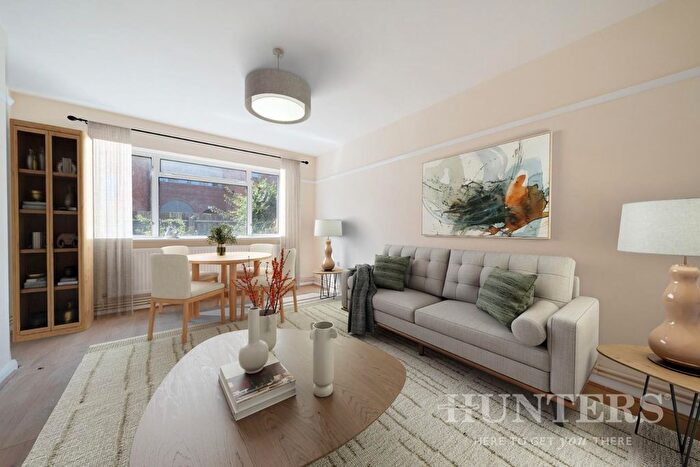 3 Bedroom Flat To Rent In Westbeech Road, London, N22