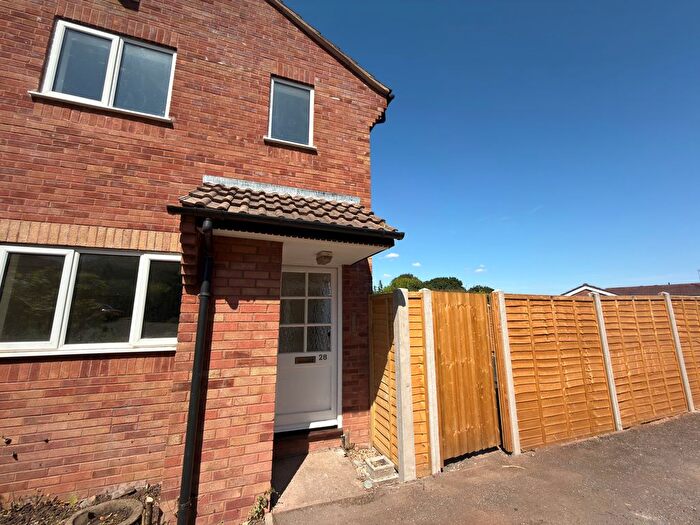 1 Bedroom Property To Rent In Bilberry Grove, Taunton, TA1