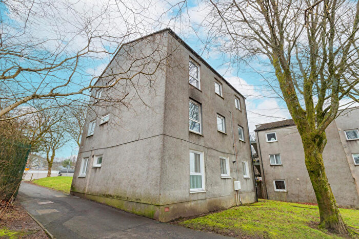 3 Bedroom Flat For Sale In Medlar Road, Cumbernauld, G67