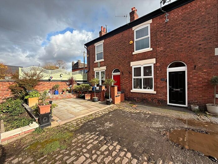 2 Bedroom Terraced House To Rent In Chatswood Avenue, Heaviley, SK2