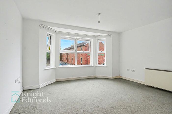 1 Bedroom Flat For Sale In Boxley Road, Maidstone, ME14