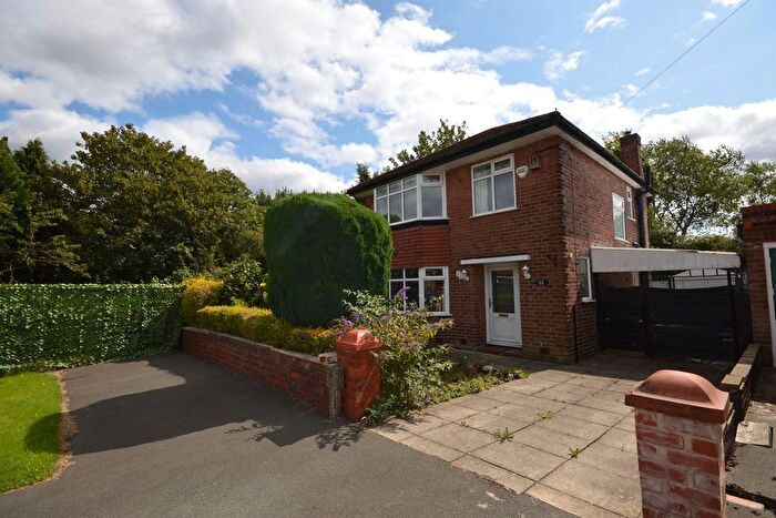 3 Bedroom Detached House For Sale In Langdale Road, Heaton Chapel, SK4